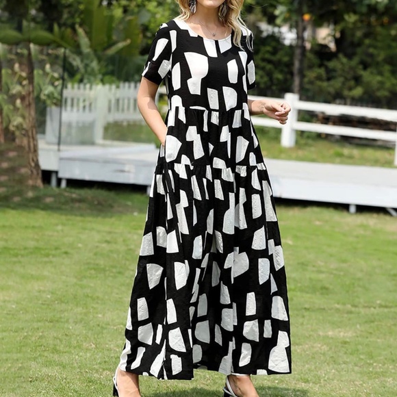 Dress - Picture 2 of 2